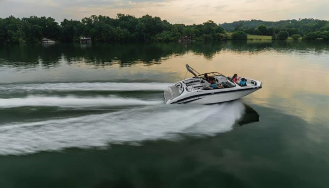 Boat Buying Tips: New vs. Used Boat